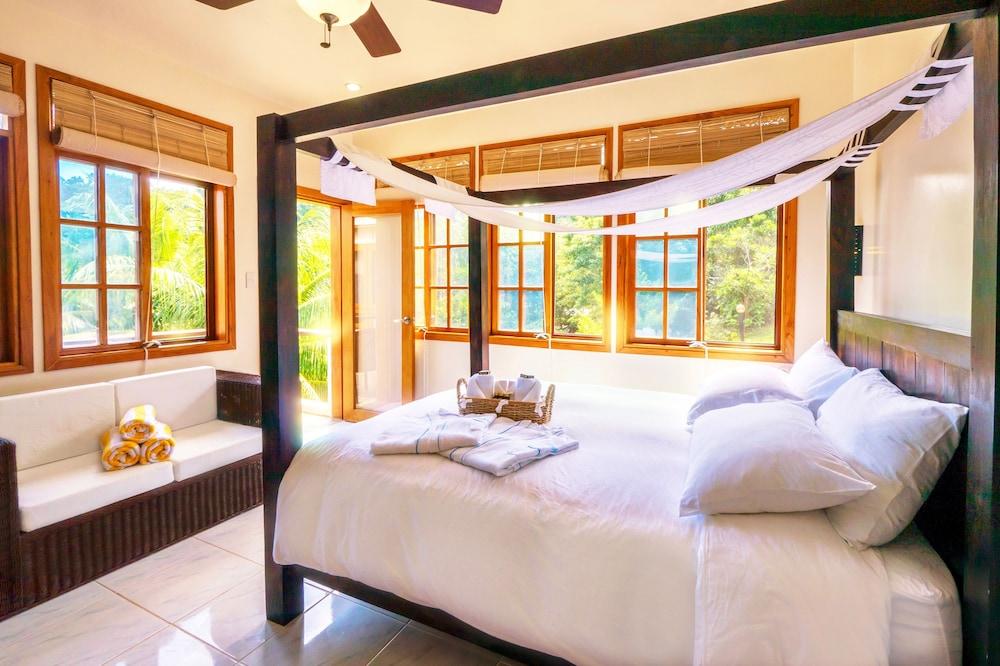 Edgewater Dive & Spa Resort