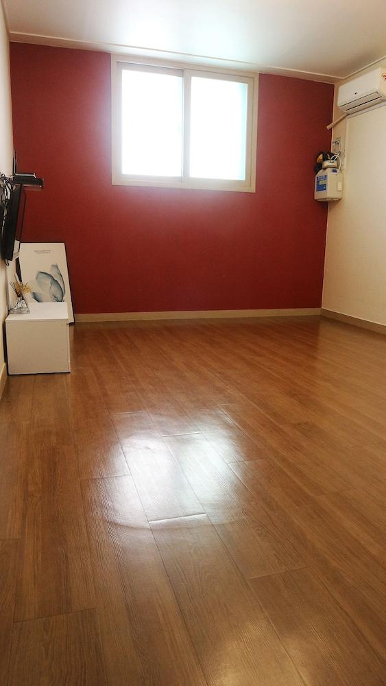 Busan Haeundae Travel Pension