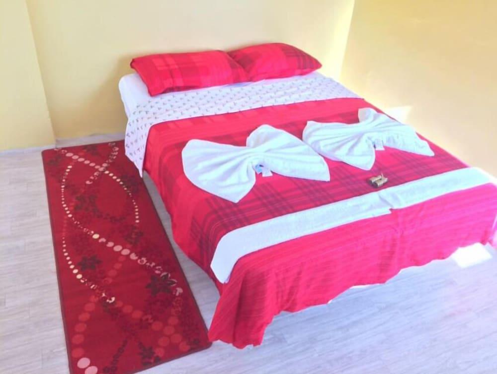 Altinova Otel Pansiyon