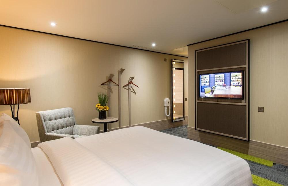 Aerotel London Heathrow Airport Terminal 2-3