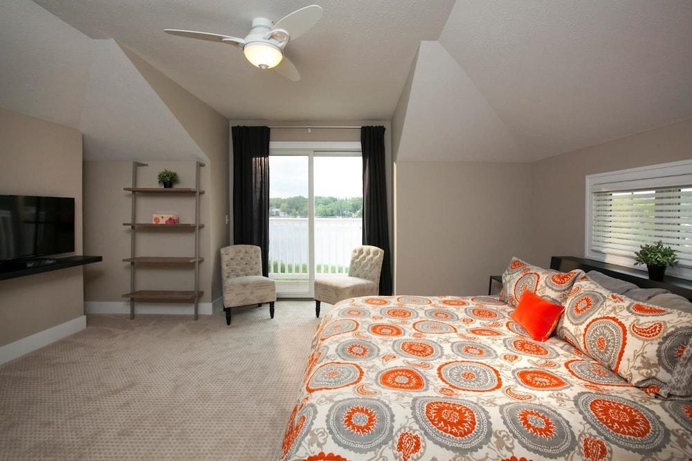 Swing Bridge Condo - Unit 10