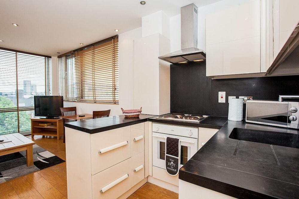 Incredible Modern Central 1 Bed - London Bridge