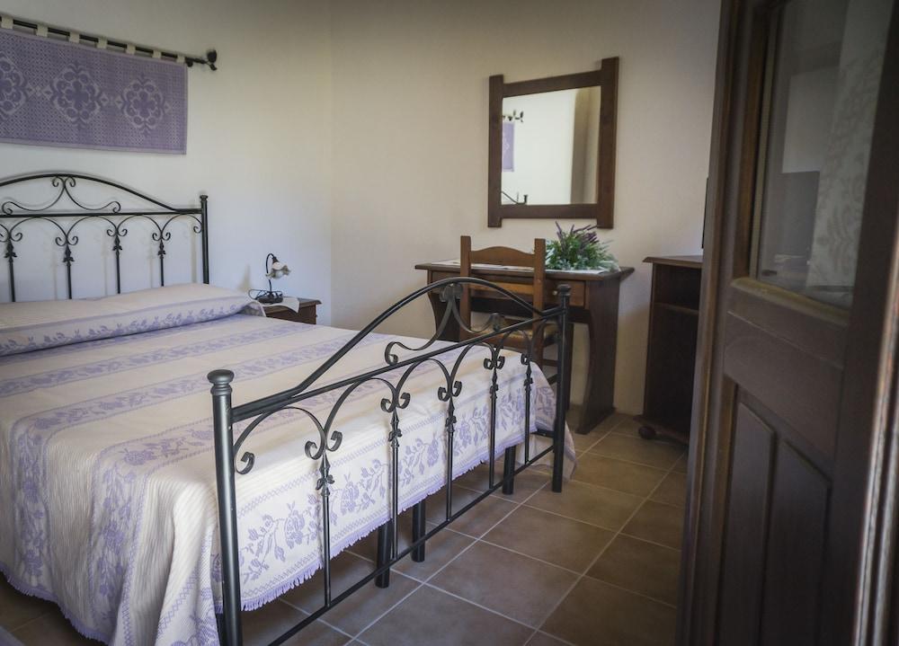 Il Mandorlo Rooms & Apartments