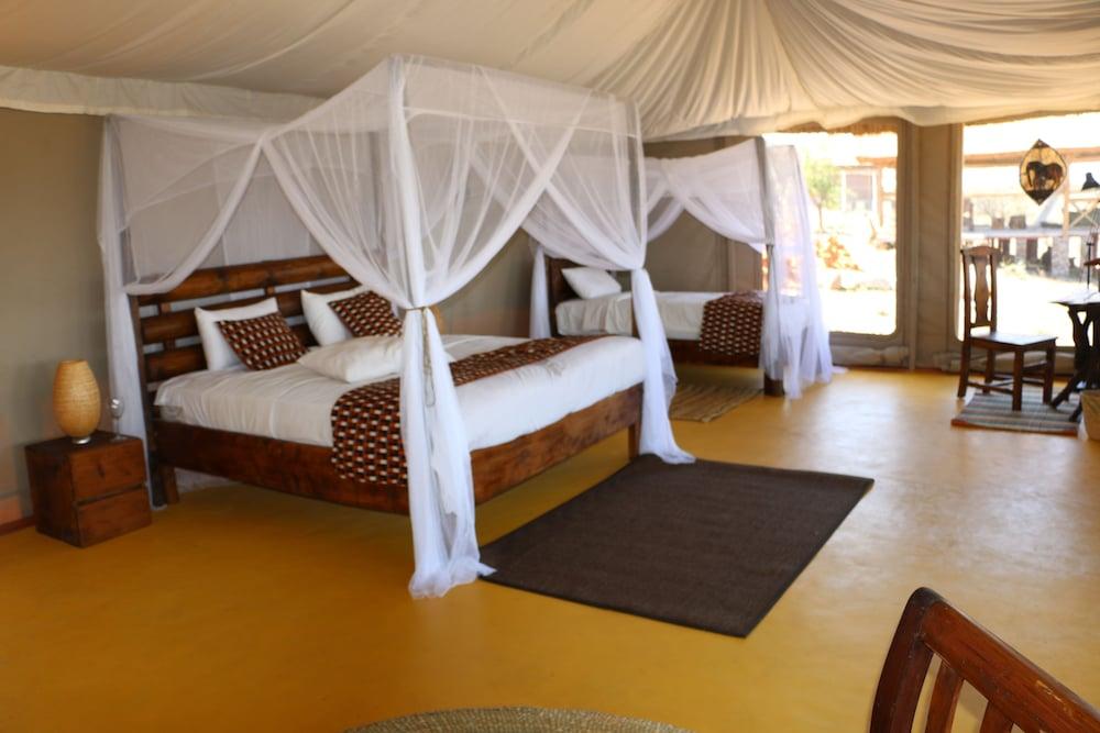 Serengeti Safari Lodge