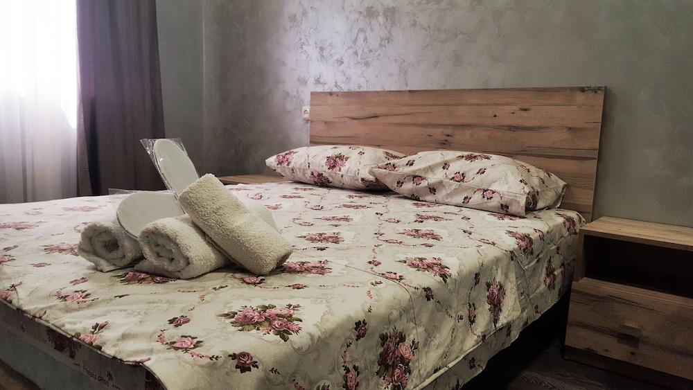 Friendship Hostel & Tours 2