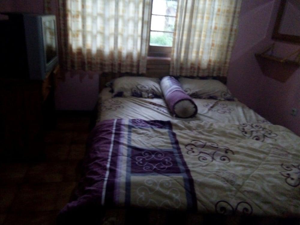 Villa Kota Bunga Seruni