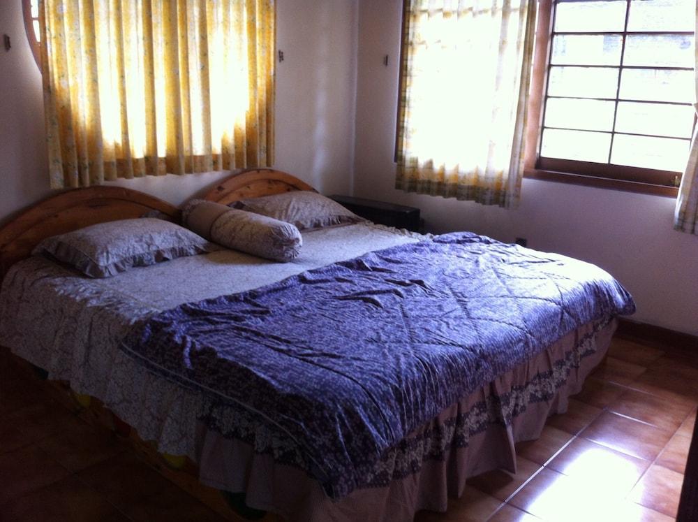 Villa Kota Bunga Seruni