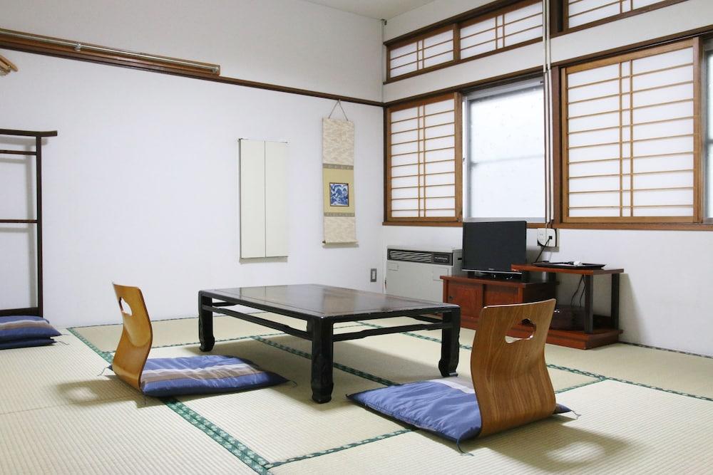 Takasagoya Ryokan