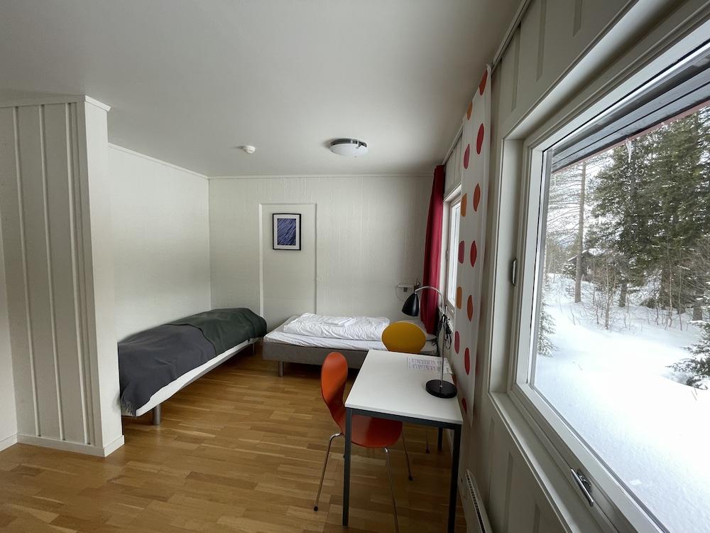 Raulandsakademiet og Vandrerhjem