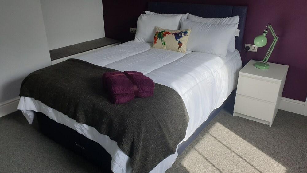 Springfield Guest House & Motel