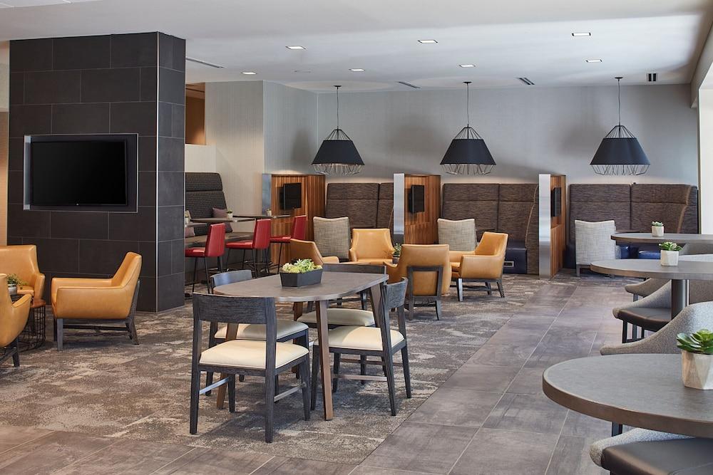 Courtyard by Marriott Minneapolis West