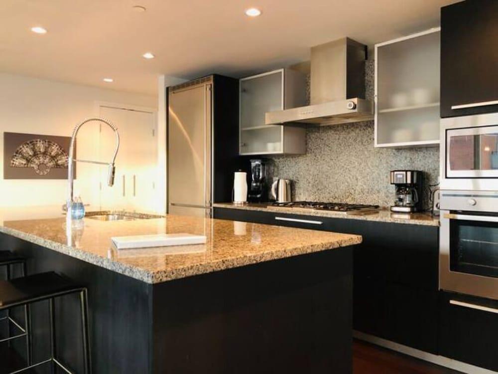 The Falls by Victoria Royal Vacations