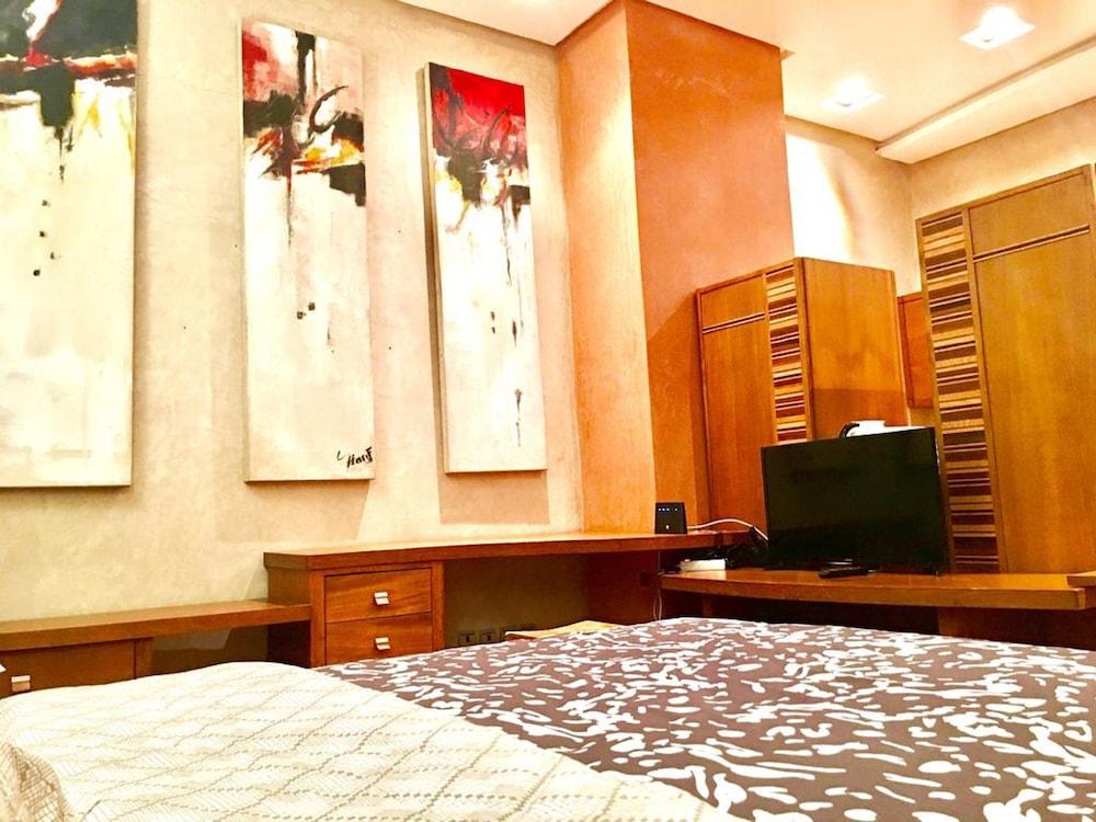 Studio Luxe Hassan 2