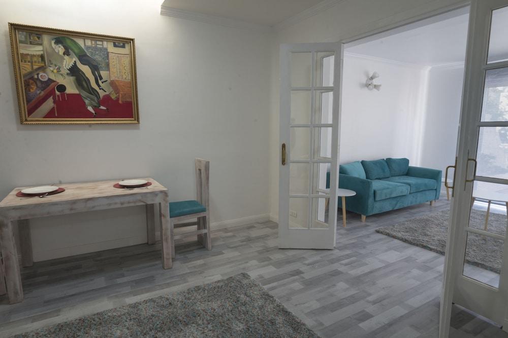 Downey Mozo Plaza de Armas