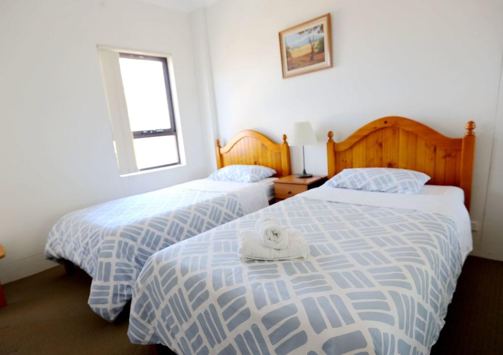 Short Train Ride to Sydney CBD