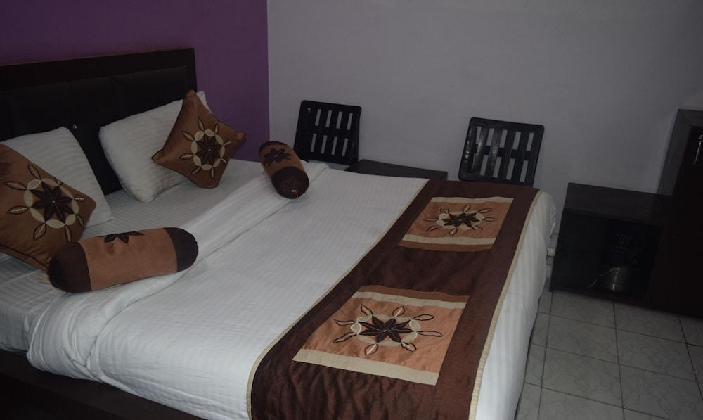 Hotel Trishul By T And M Hotels