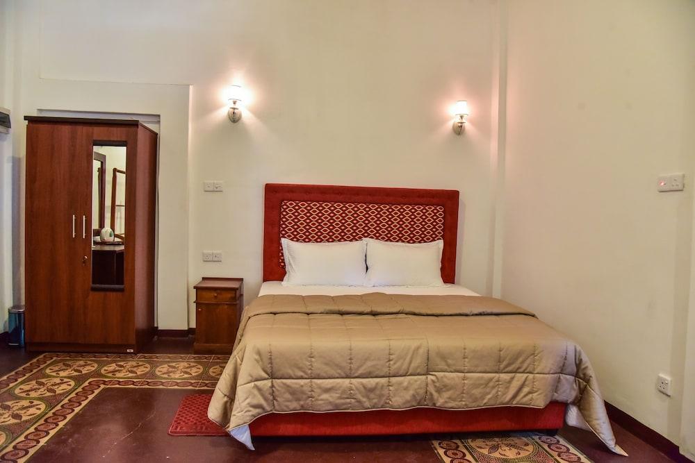 Grand peak tea garden hotel