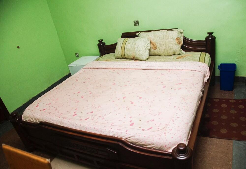 Abanet Hotel & Suites