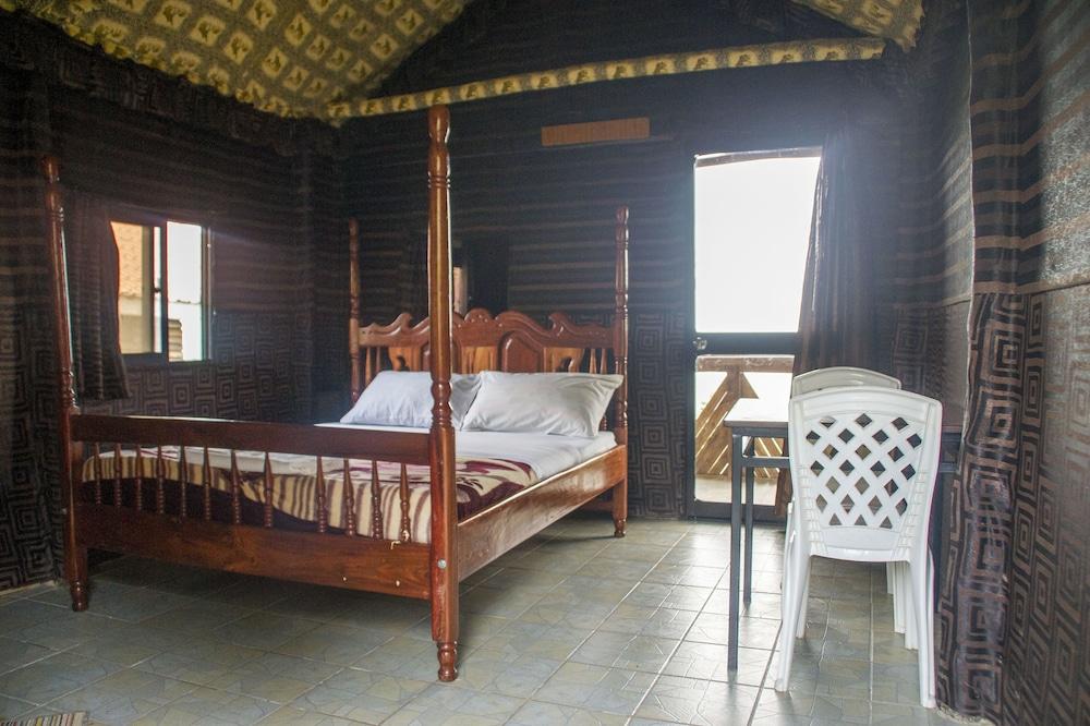 Satellite Holiday Resort