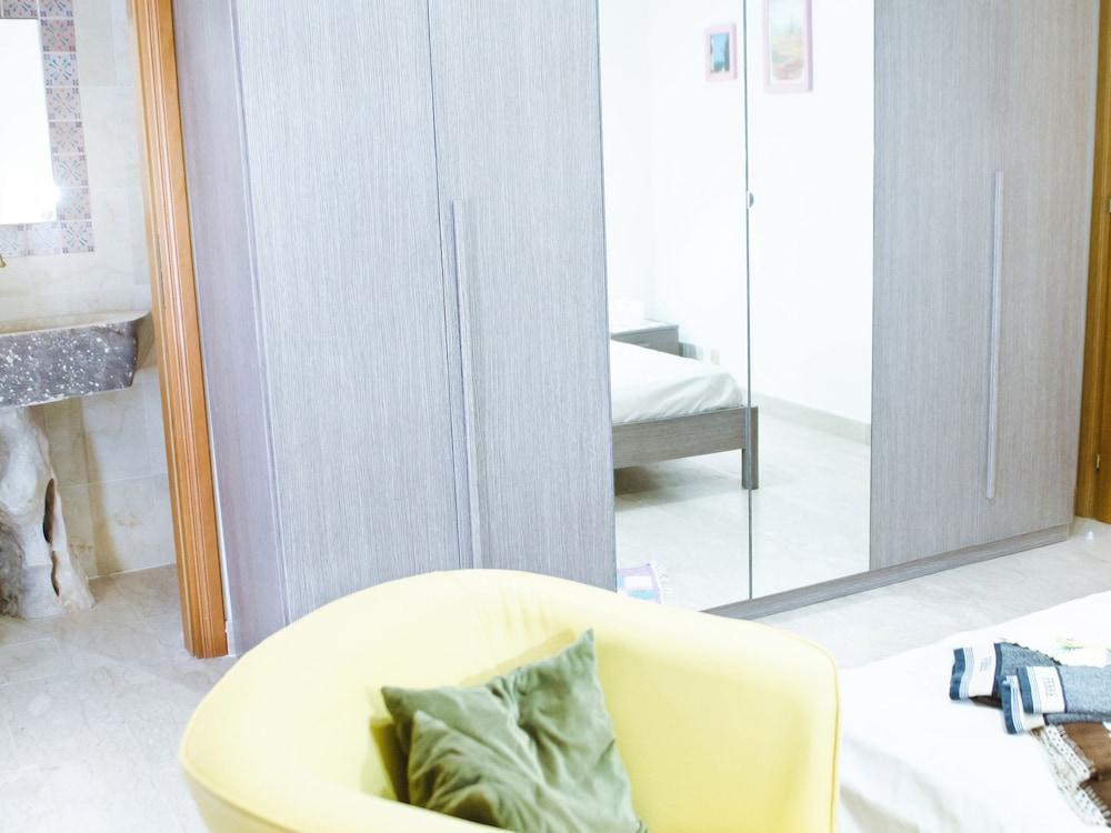 La Casa di Pietra tra Trapani e Palermo