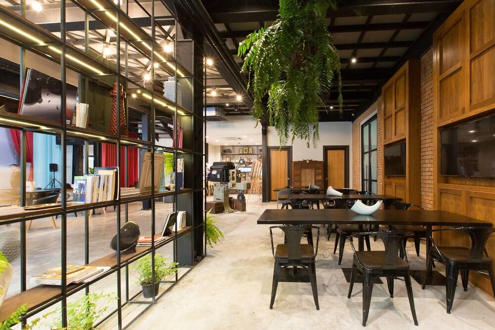 Prince Theatre Heritage Stay