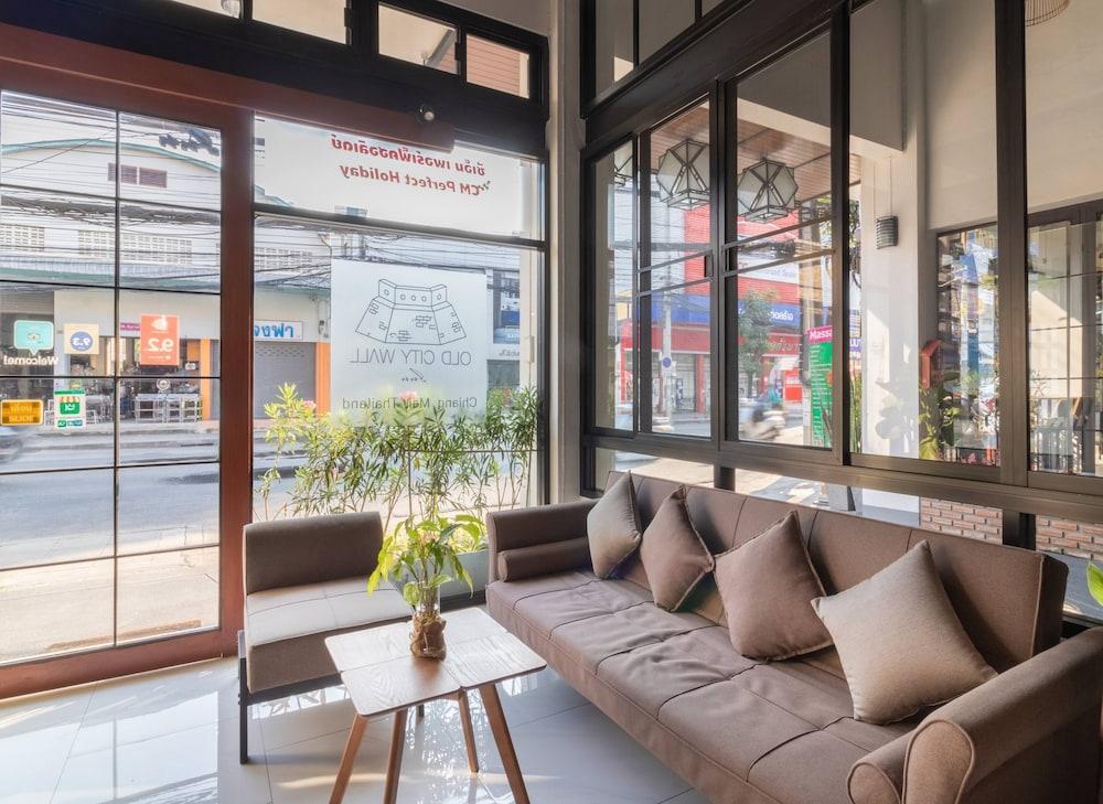 The Old City Wall Inn