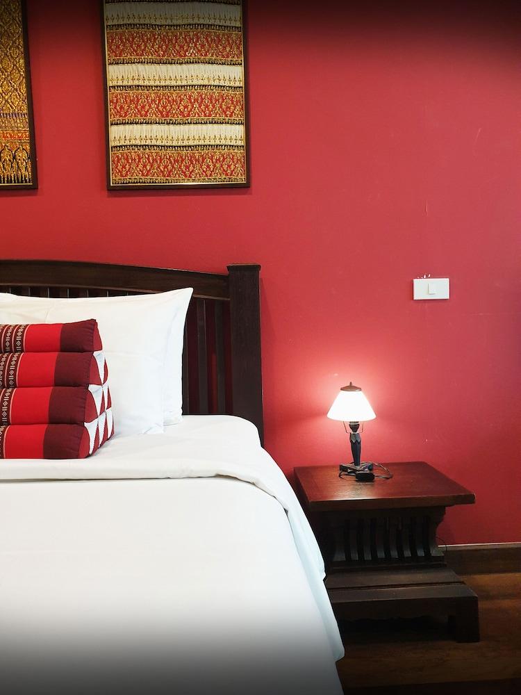 Focal Local Bed and Breakfast