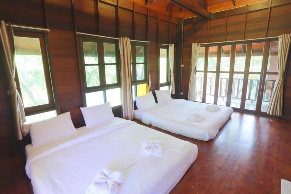 Taksina Garden Resort