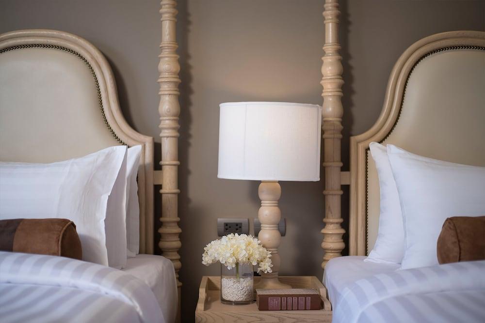 Casa Vimaya Riverside