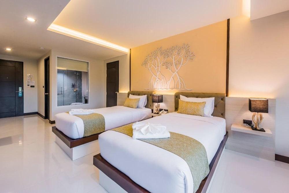 River Front Krabi Hotel