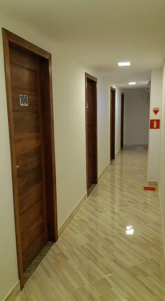 Trinity Hotel e Pousada