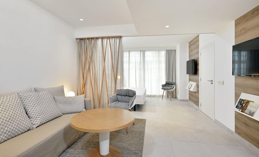 INNSiDE by Meliá Calviá Beach