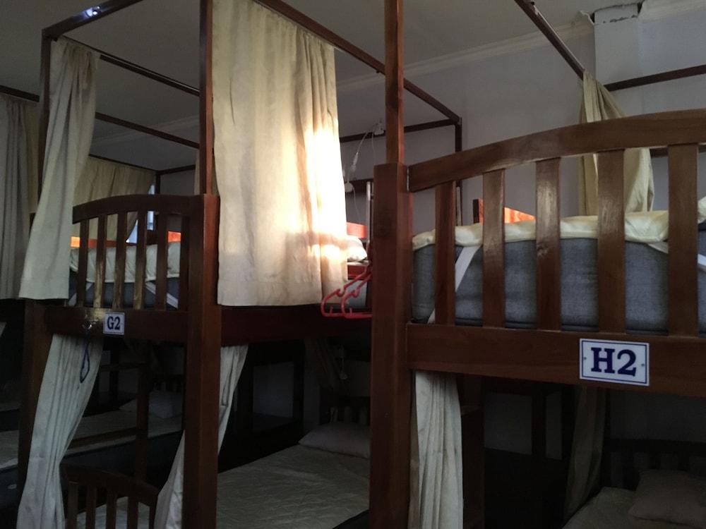 Bajo Nature Backpackers