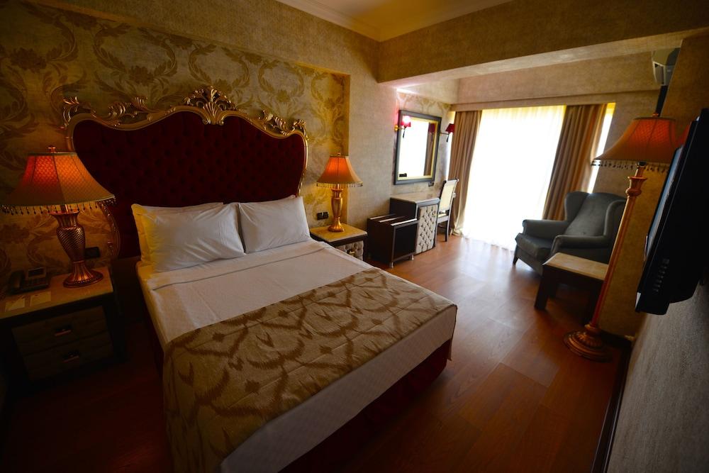 Laur Hotels Experience & Elegance