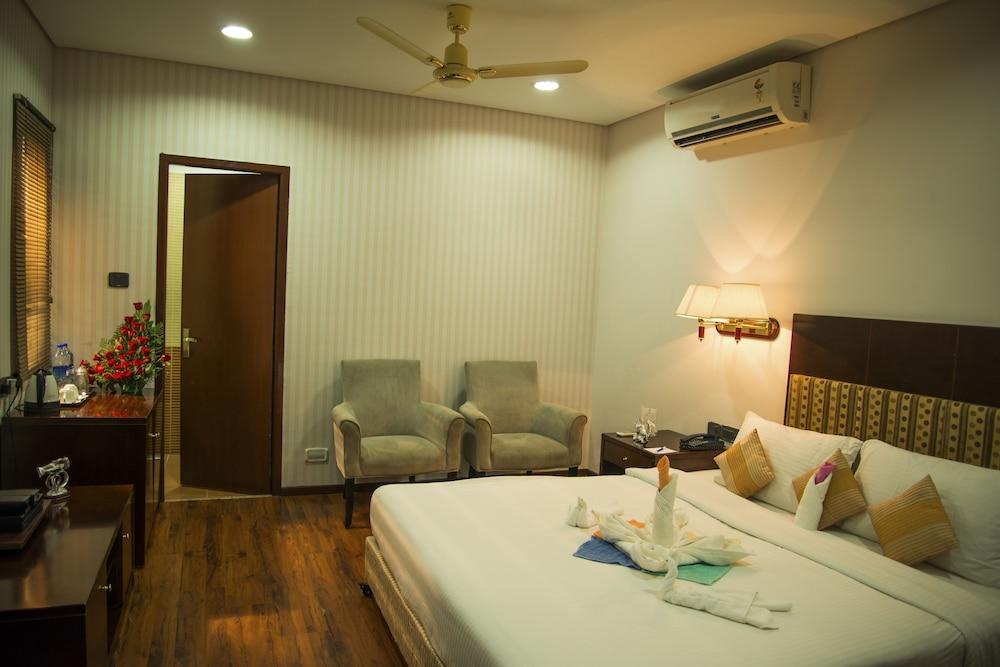 Esthell Village Resort,Mahabalipuram