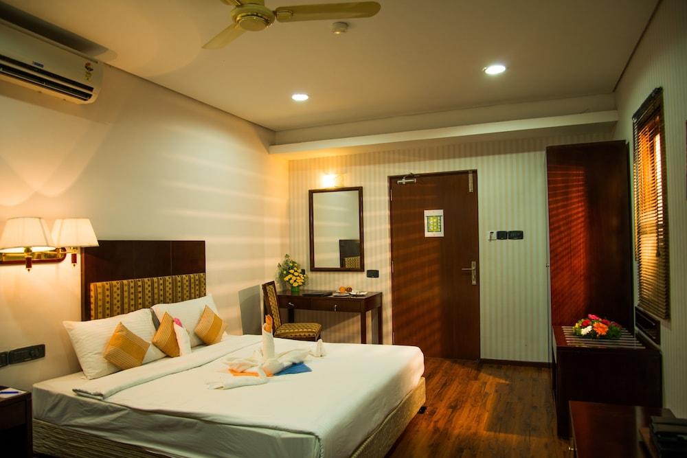 Esthell Village Resort,Mahabalipuram