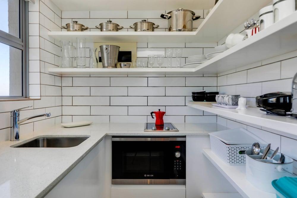 Mouille Point Apartment