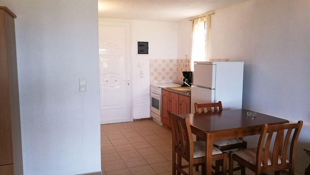 Troyan Hill Apartments