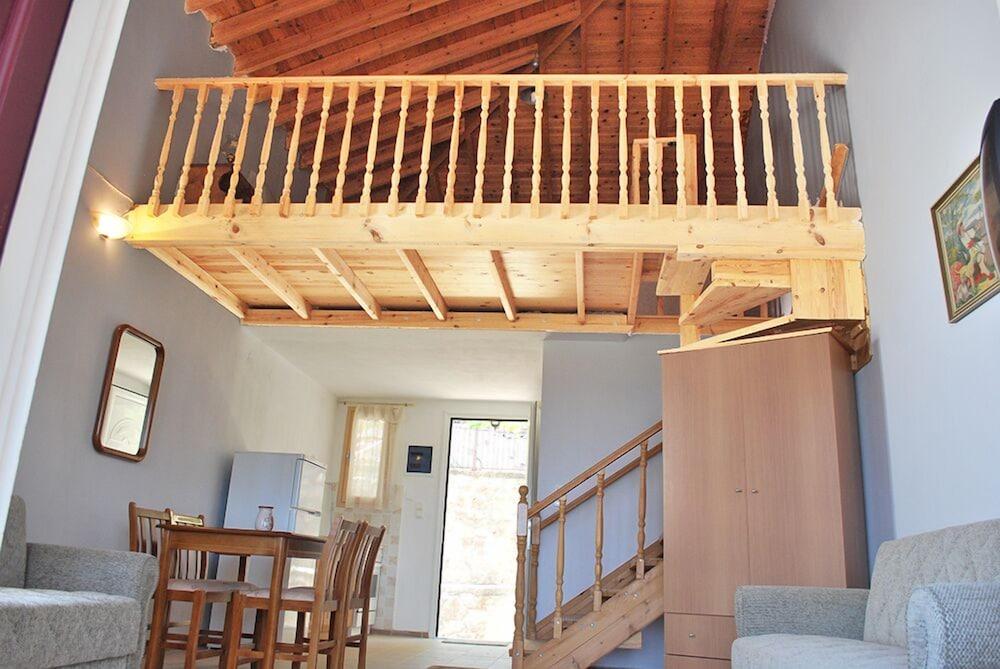 Troyan Hill Apartments