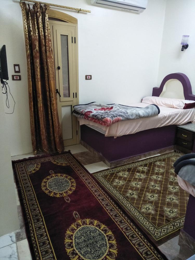 El Prince Guest House