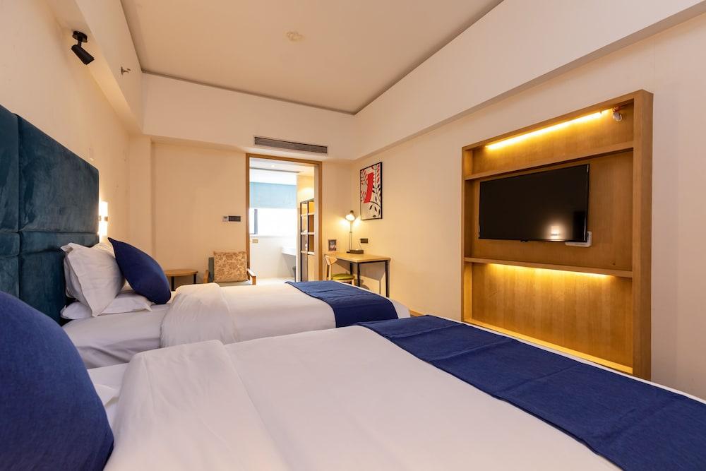 Shenzhen Flight One Hotel