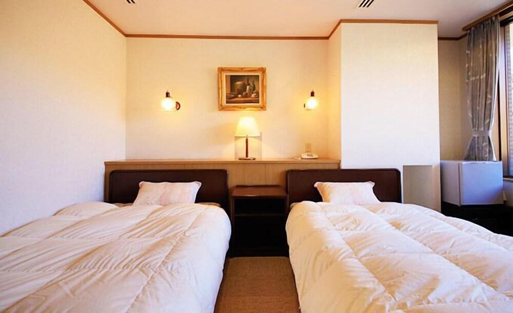 Kazan Hakone-Miyanoshita