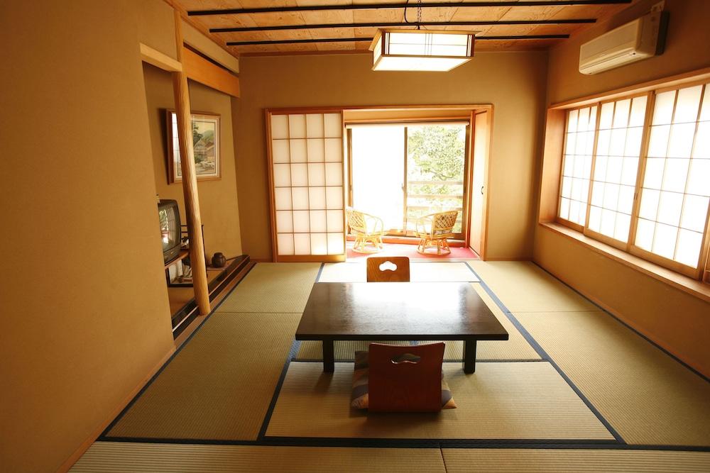 Masutomi Ryokan