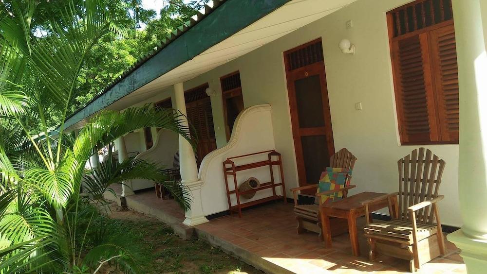 rocky villa towerist geust house