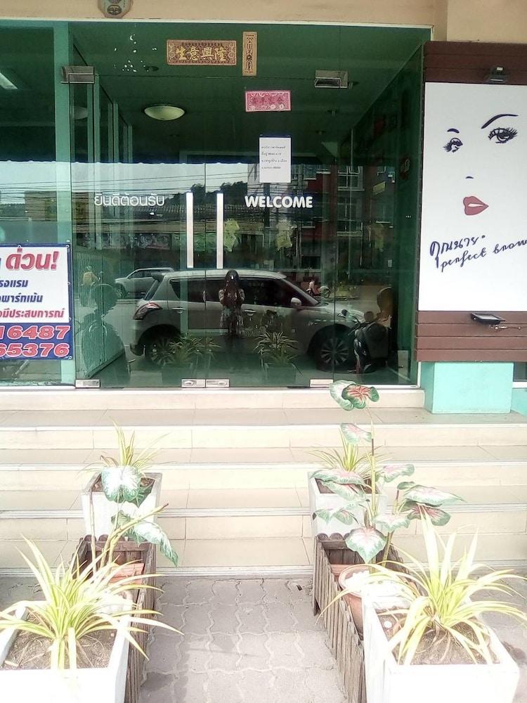 Duangthida Apartment