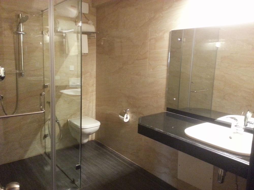 Hillcrest Harmony Gold