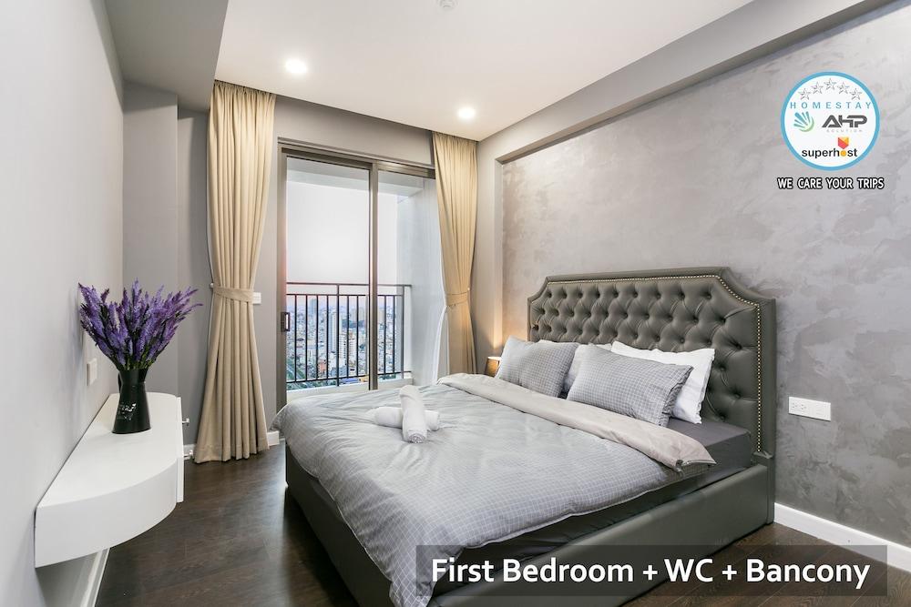 Henry Studio Luxury 2BR SWPool 17th