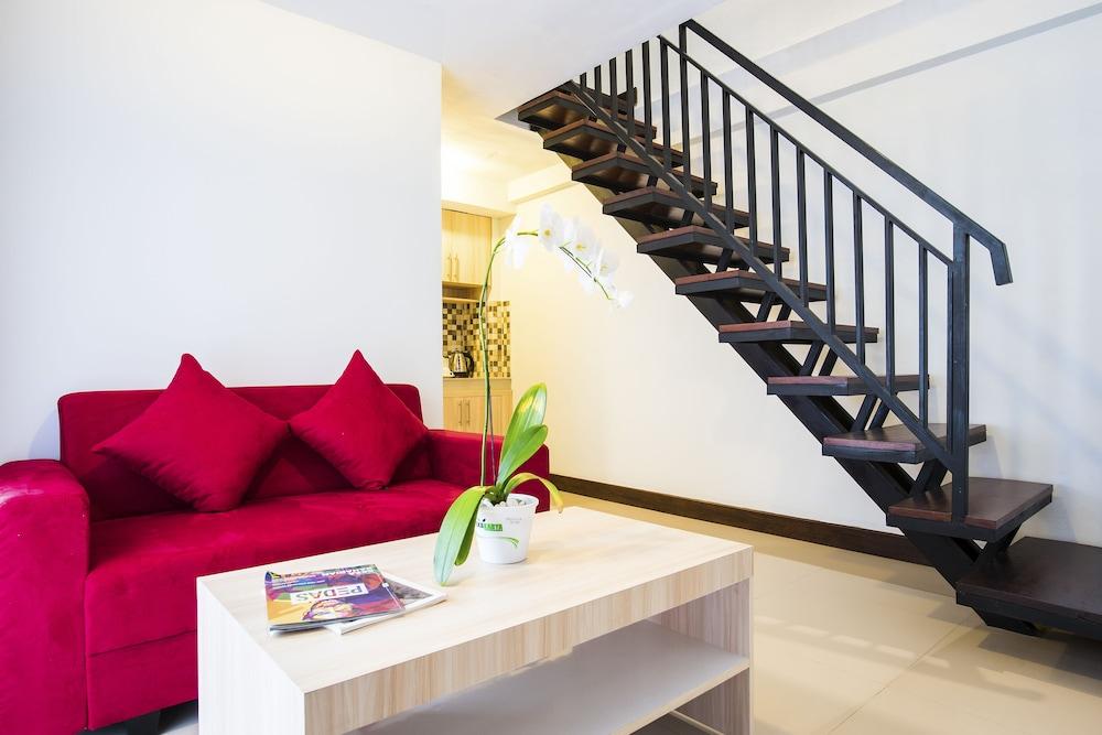 Legian Village Residence