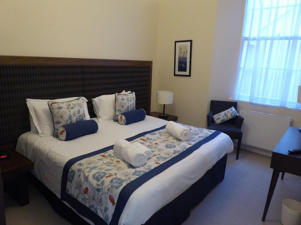 The Osborne Apartments