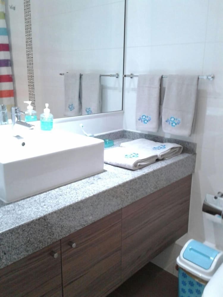 Depto Península Cavancha 1039